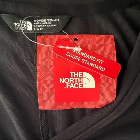 The North Face Flashdry V-Neck Tee Shirt Top XS New - Picture 3 of 8